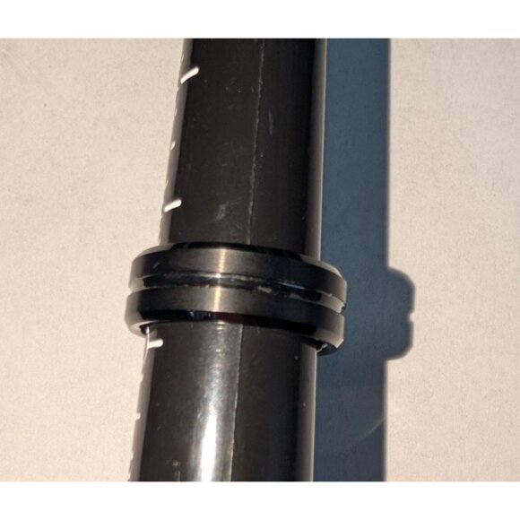 Blk Tungsten Carbide Ring Sz 9.5 Scratch Resistant Polished Edges Brushed Finish - Picture 3 of 13